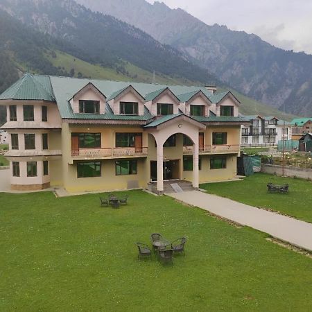 Hotel Sheen Srīnagar Esterno foto