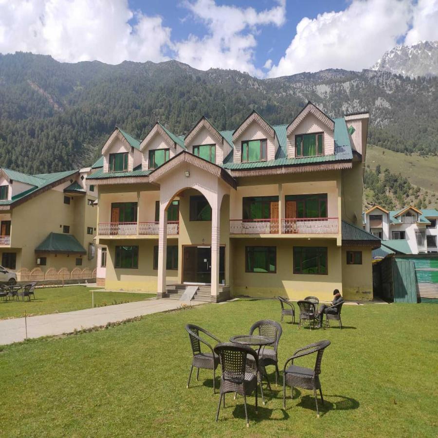 Hotel Sheen Srīnagar Esterno foto